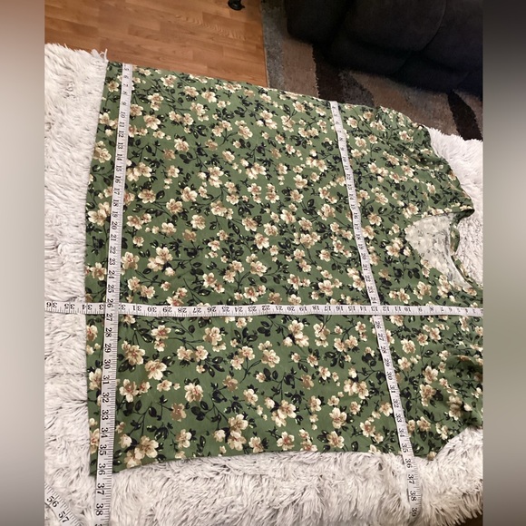 Woman Within Plus Size 6X/42-44 Multicolor Floral V-Neck Tunic Top - Picture 6 of 9